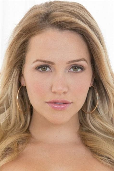 mis malkova|Beautiful mia : r/MiaMalkova